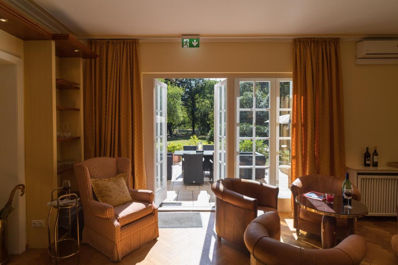 Hotel Villa Im Park Düsseldorf Eksteriør billede